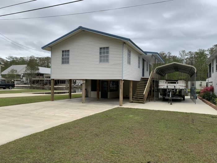 Rosslyn Stone Real Estate Broker The Waterfront Property Specialists